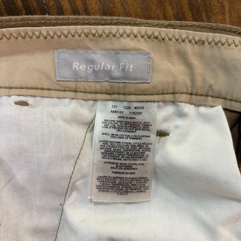 COLUMBIA Mens 34x30 Khaki Chino Pants Regular‎ Fit Stretch Casual - Picture 8 of 10